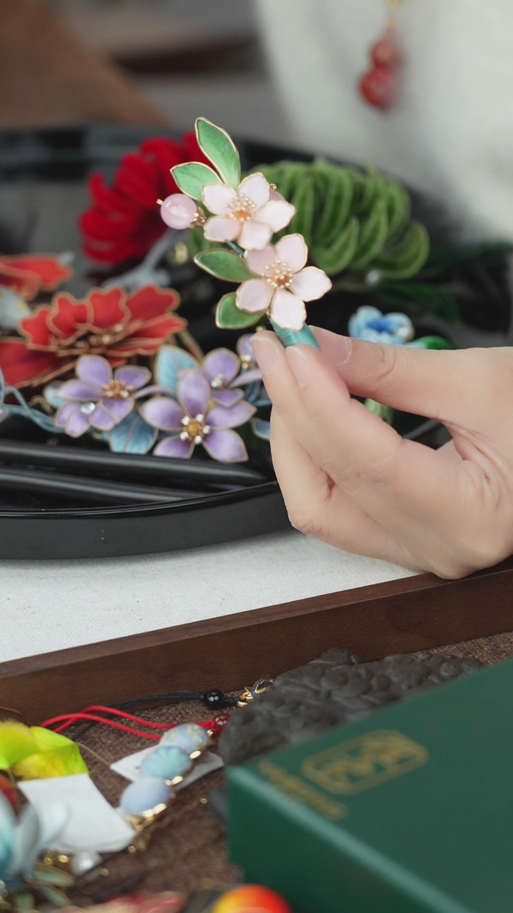 刺绣闪购纯手工非遗国风饰品