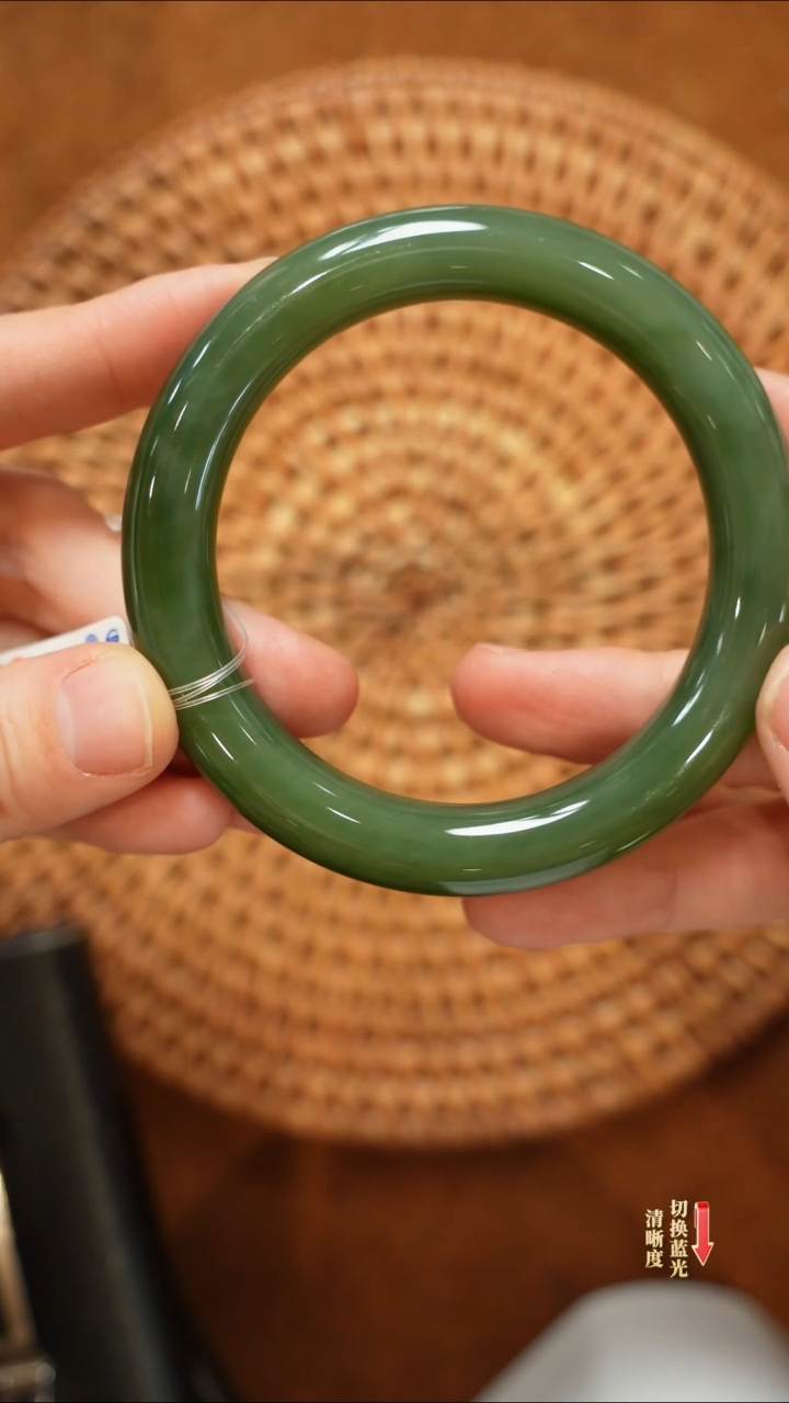 【闪购商品】和田玉手镯未镶嵌0205-057（55圈口）