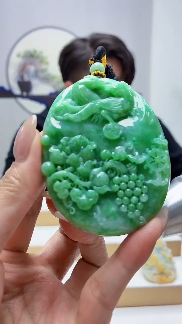 未镶嵌定制翡翠5060MM-毛货挂件75