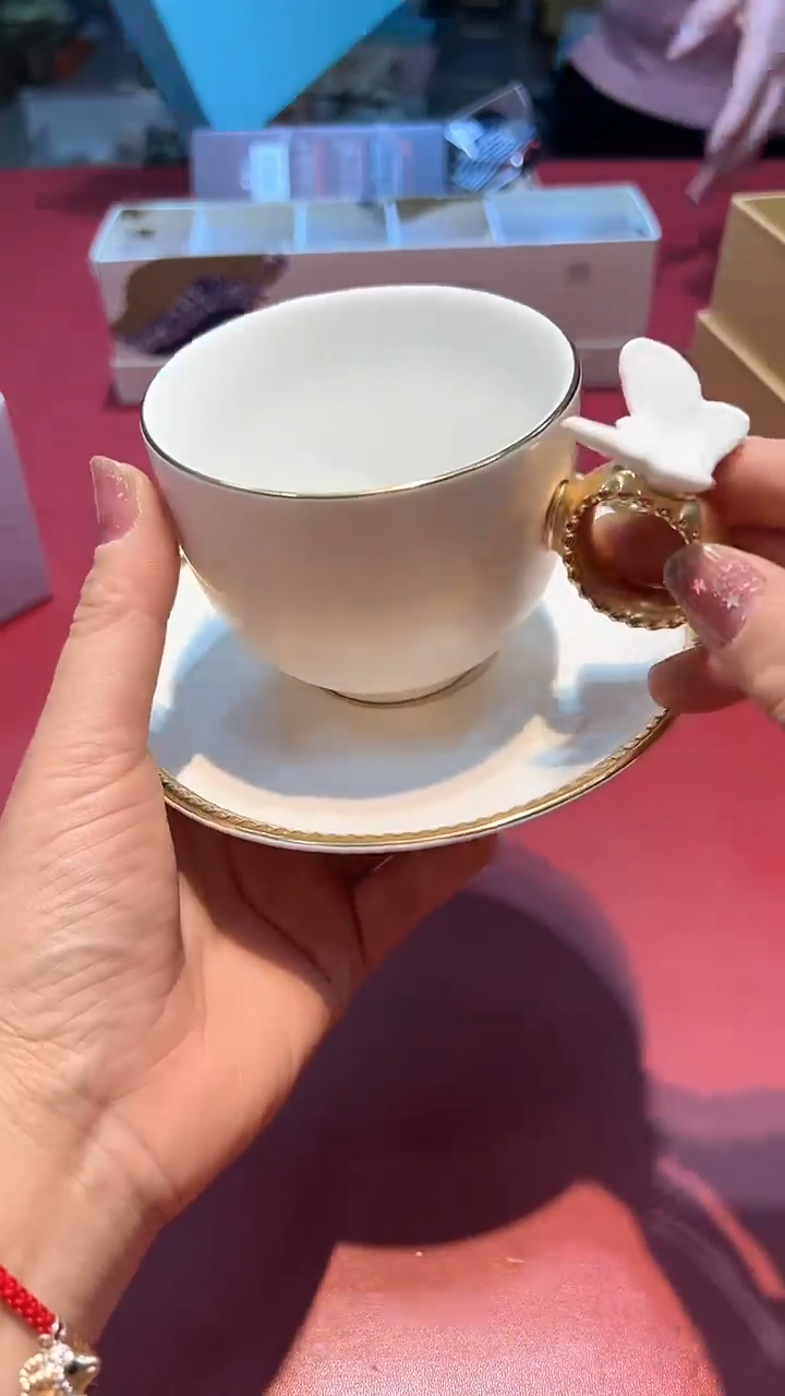 【闪购商品】瓷片锅碗瓢盆一件不剩