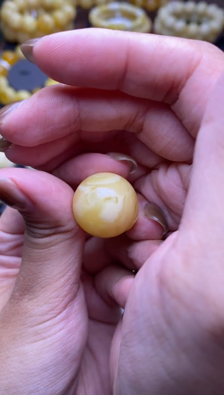 【闪购商品】琥珀裸石未镶嵌 大小姐珠宝严选18