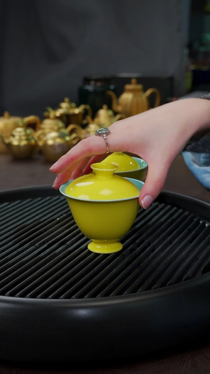 【闪购商品】杯【宜景窑焦黄釉】高足盖碗+挂饰