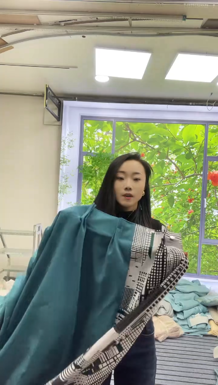 混纺棉麻拼色 孔雀绿 6米挂钩  孤品窗帘