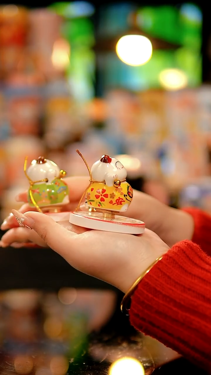 景德镇陶瓷摆件C265（随机发1个）