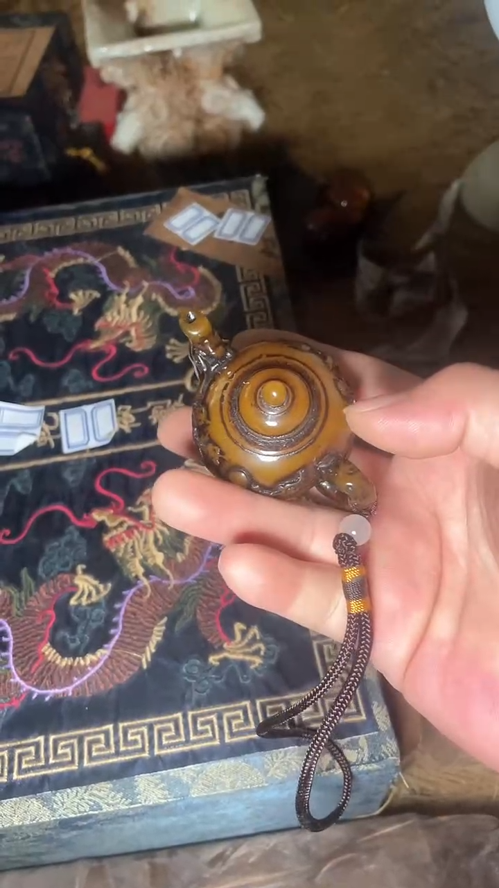 香榧木摆件---------（墨序甄选）手把壶