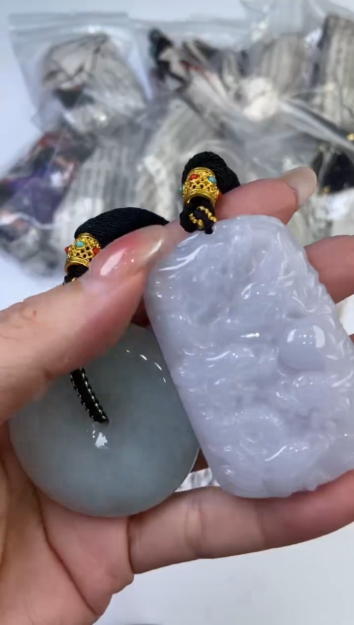 翡翠挂件未镶嵌290912   /多样性发一对