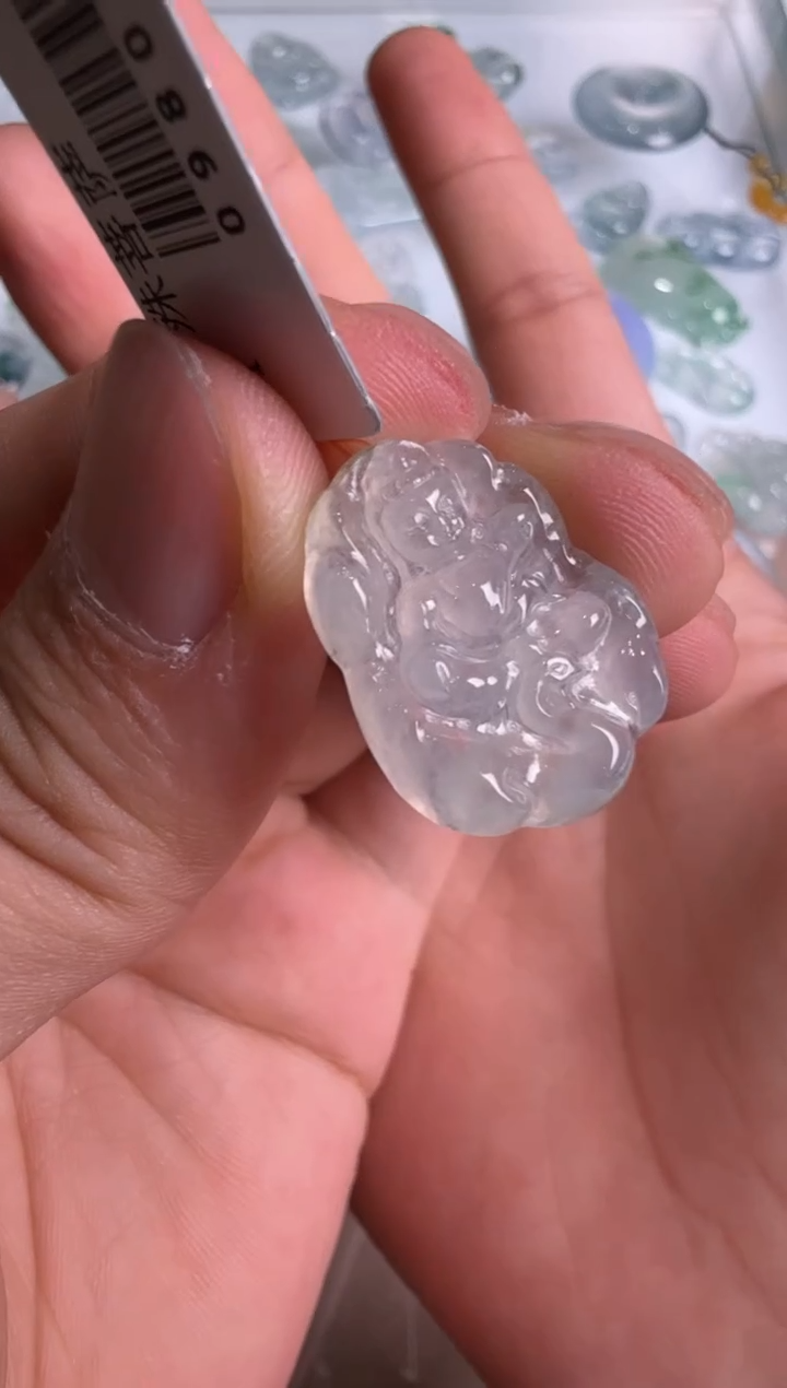 【闪购商品】翡翠吊坠(不含链)未镶嵌··