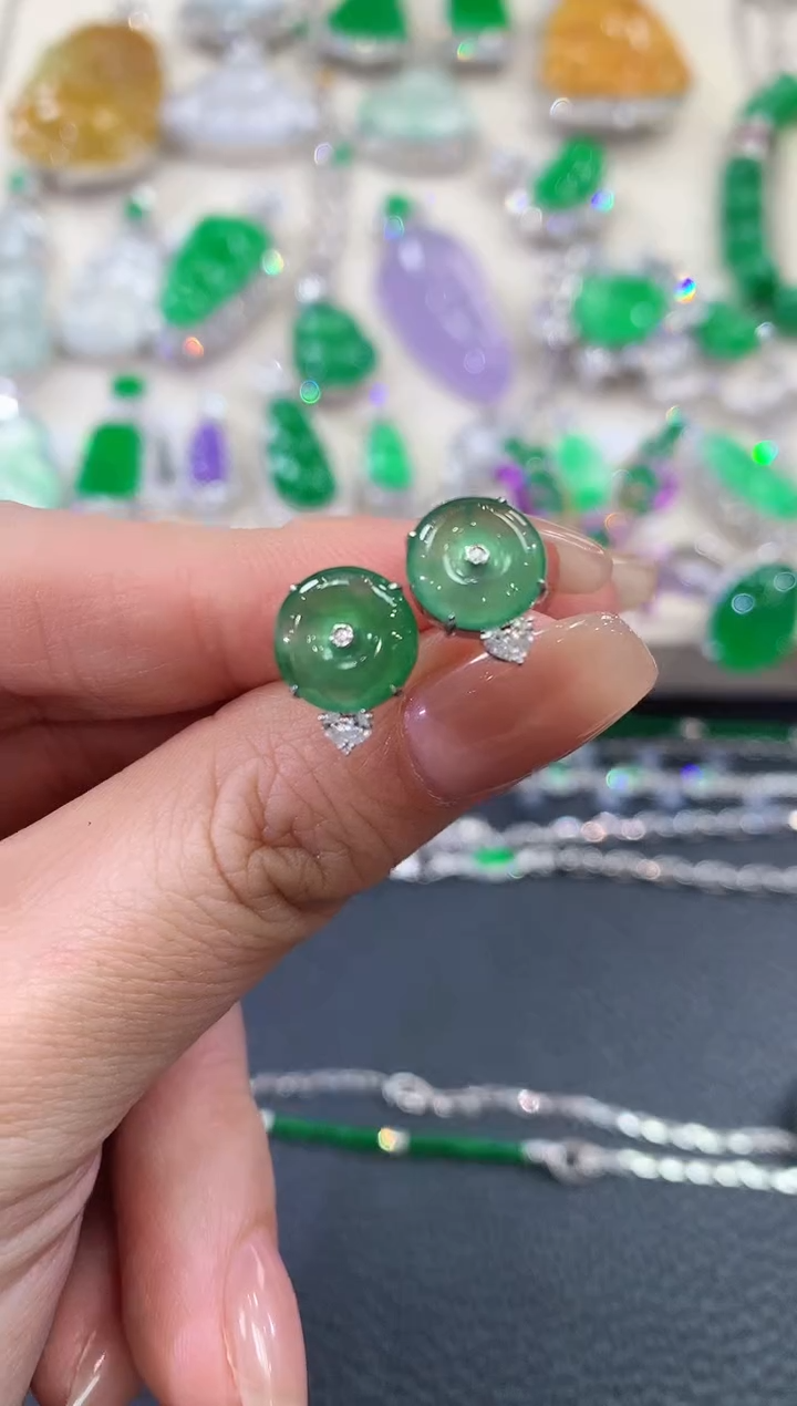 【闪购商品】翡翠耳饰18K金镶嵌 B34