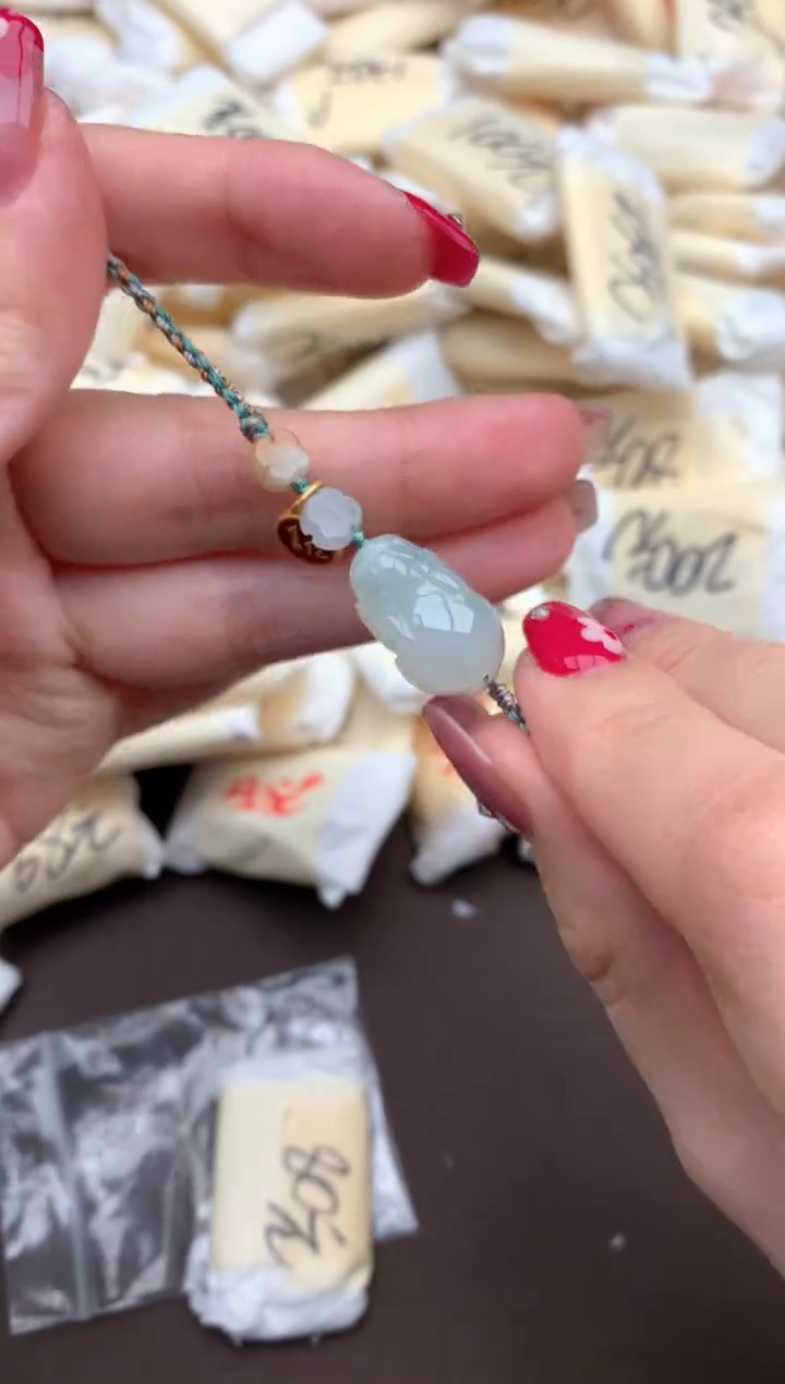 【闪购商品】翡翠挂件未镶嵌一 