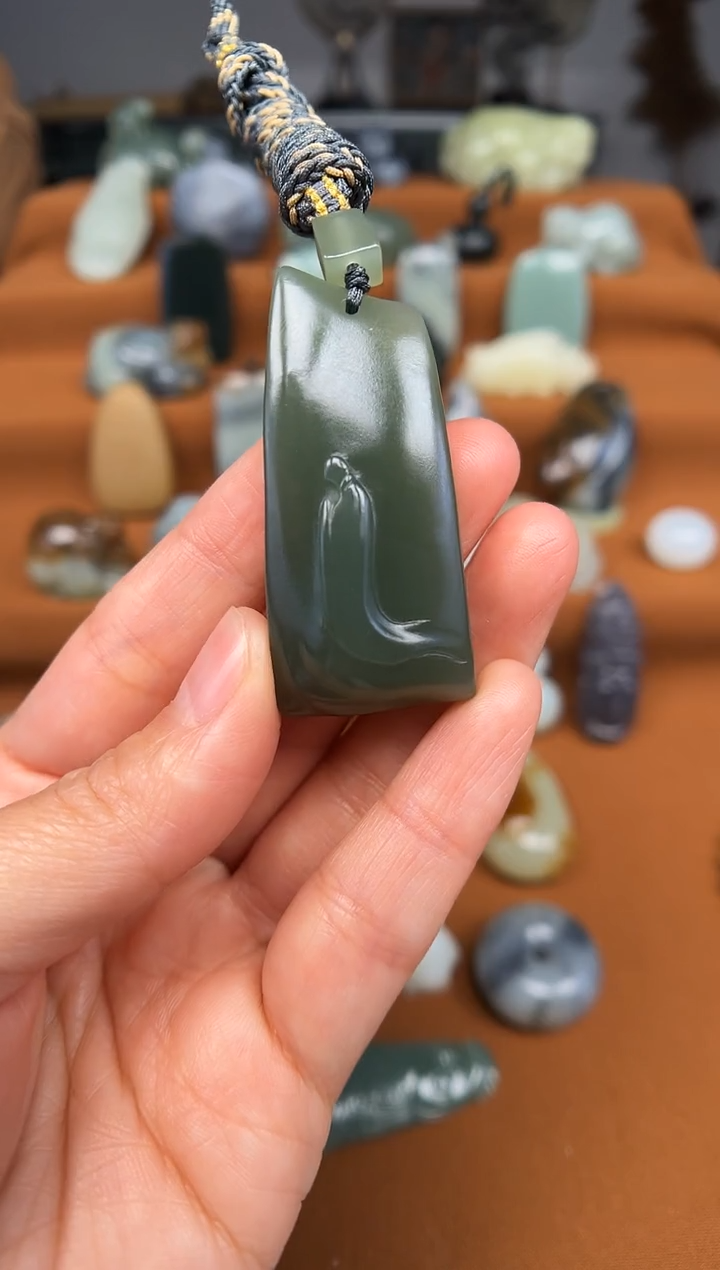 【闪购商品】和田玉颈饰未镶嵌悟道