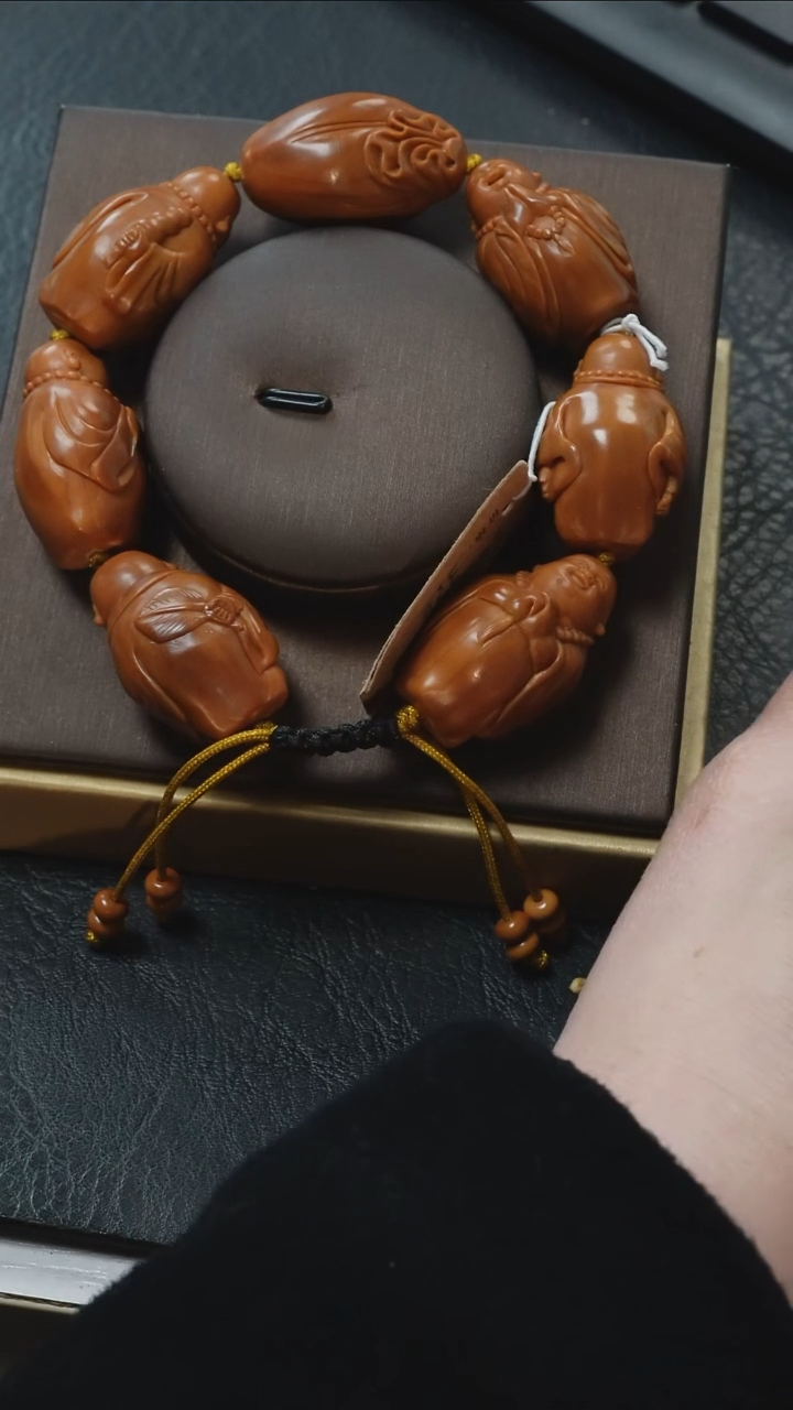 【闪购商品】橄榄核吊坠 梦梦精品核雕