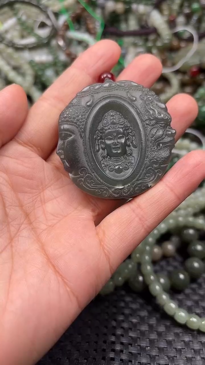 颈饰未镶嵌和田玉1