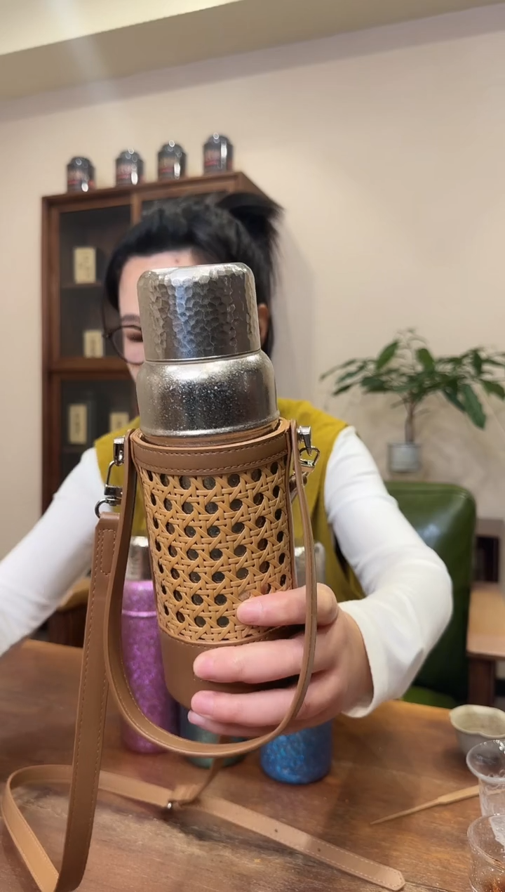 600毫升银色纯钛+编织杯套