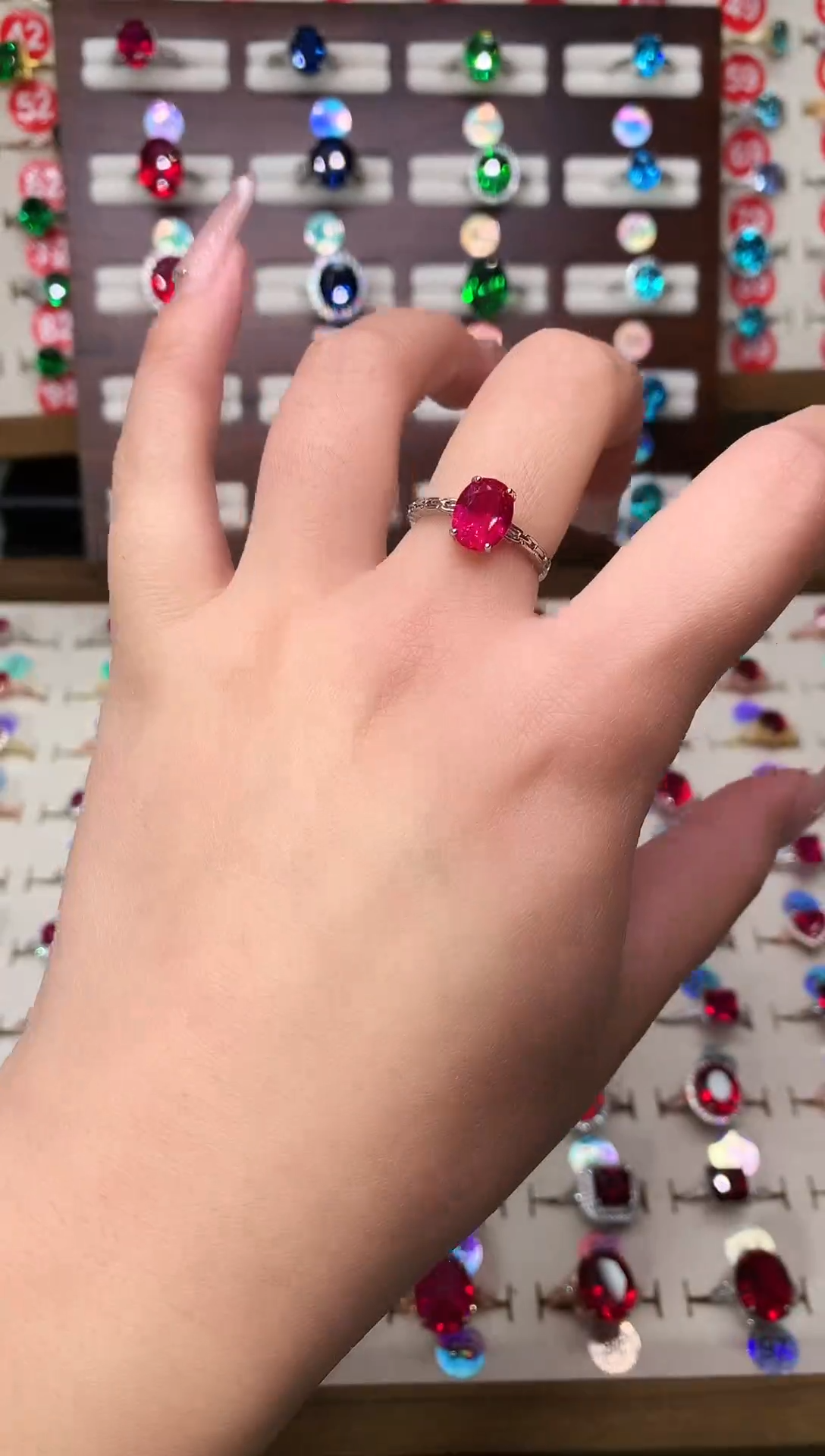 银S925镶嵌戒指红宝石7*9  银托