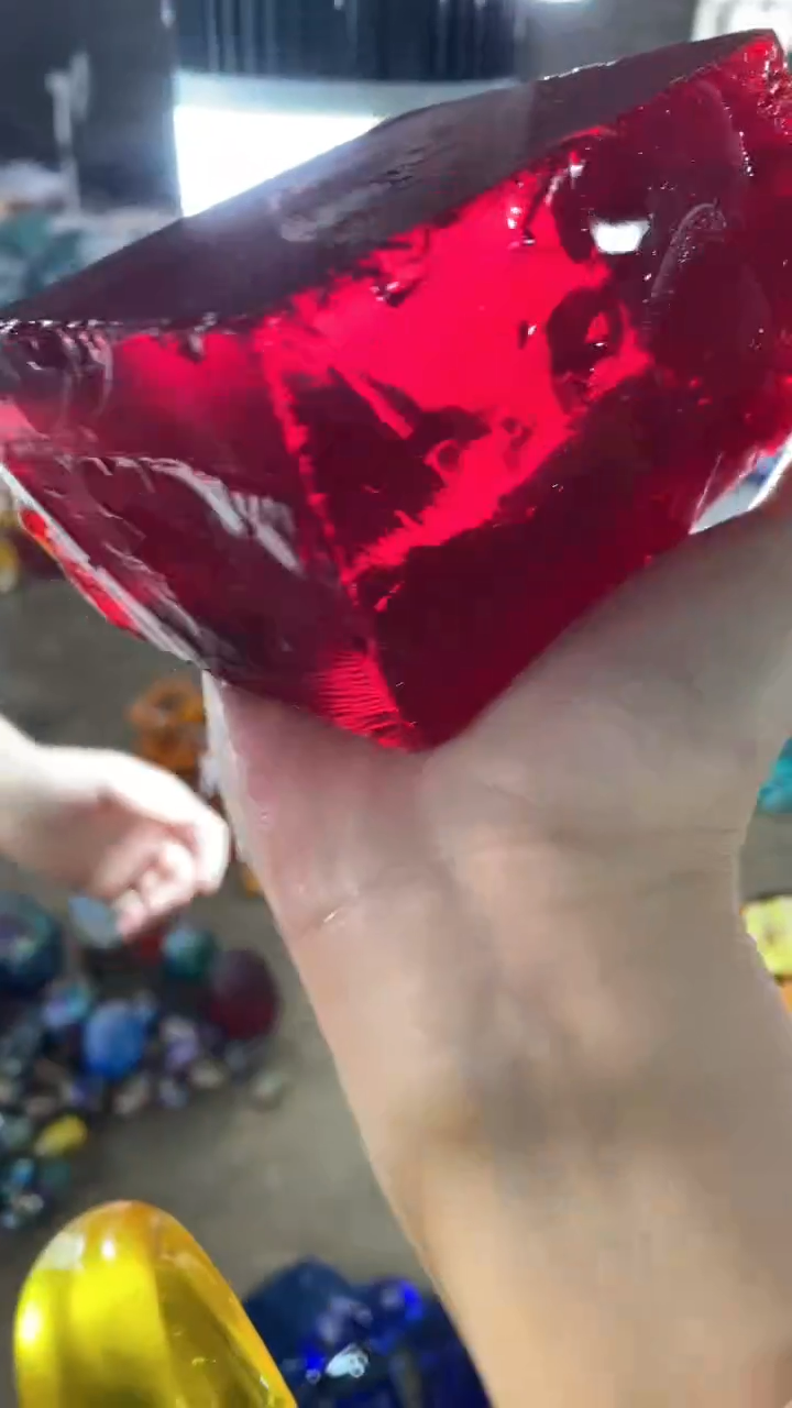 新疆五彩石原石摆件