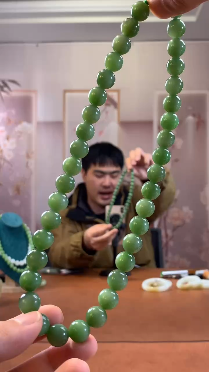 未镶嵌和田玉挂件粉青带猫眼12mm项链