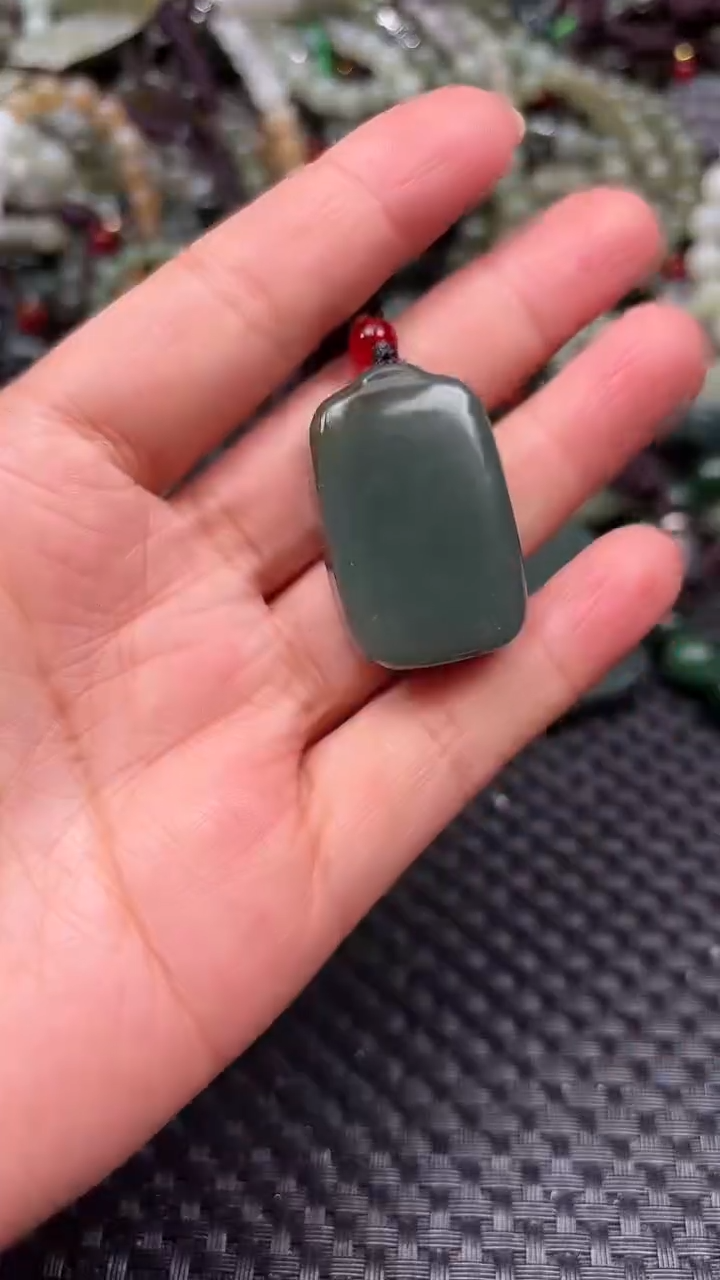 【闪购商品】和田玉颈饰未镶嵌.