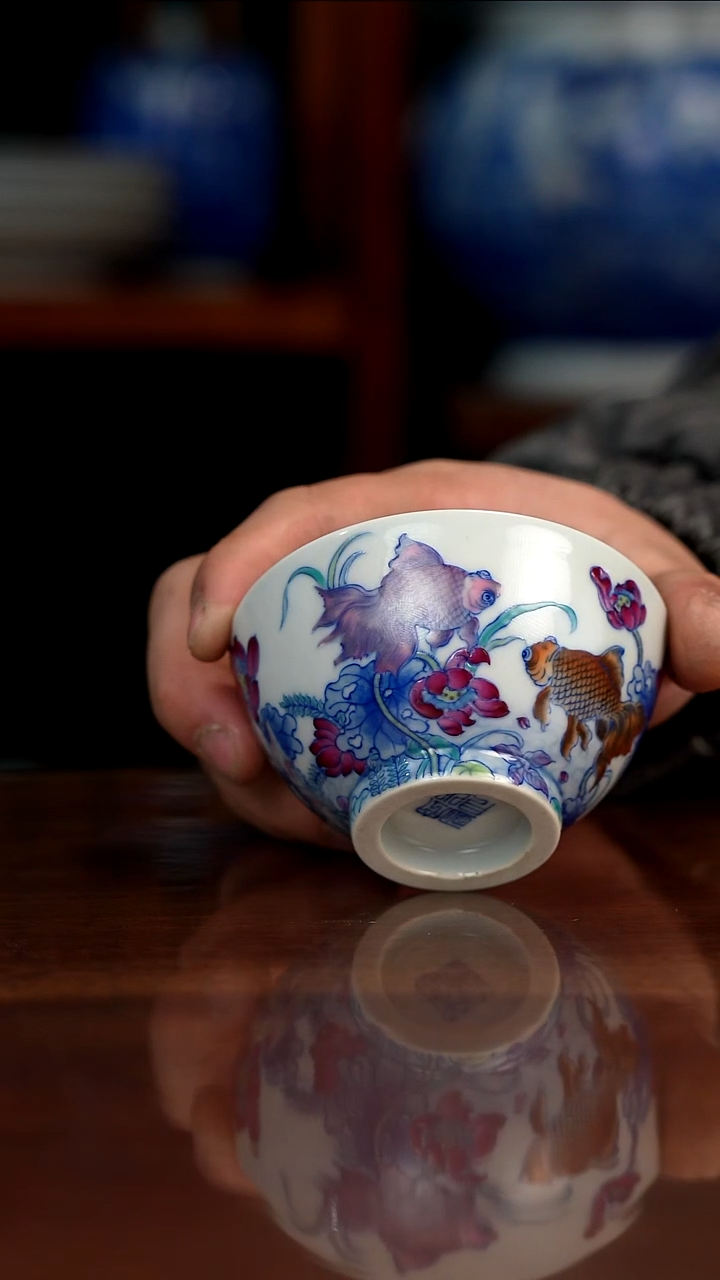 空山明月新派斗彩