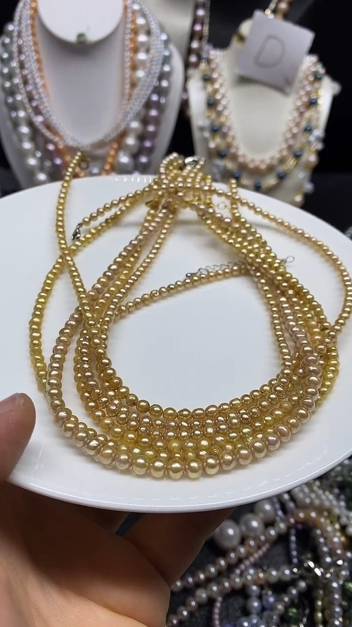 淡水珍珠未镶嵌颈饰多人