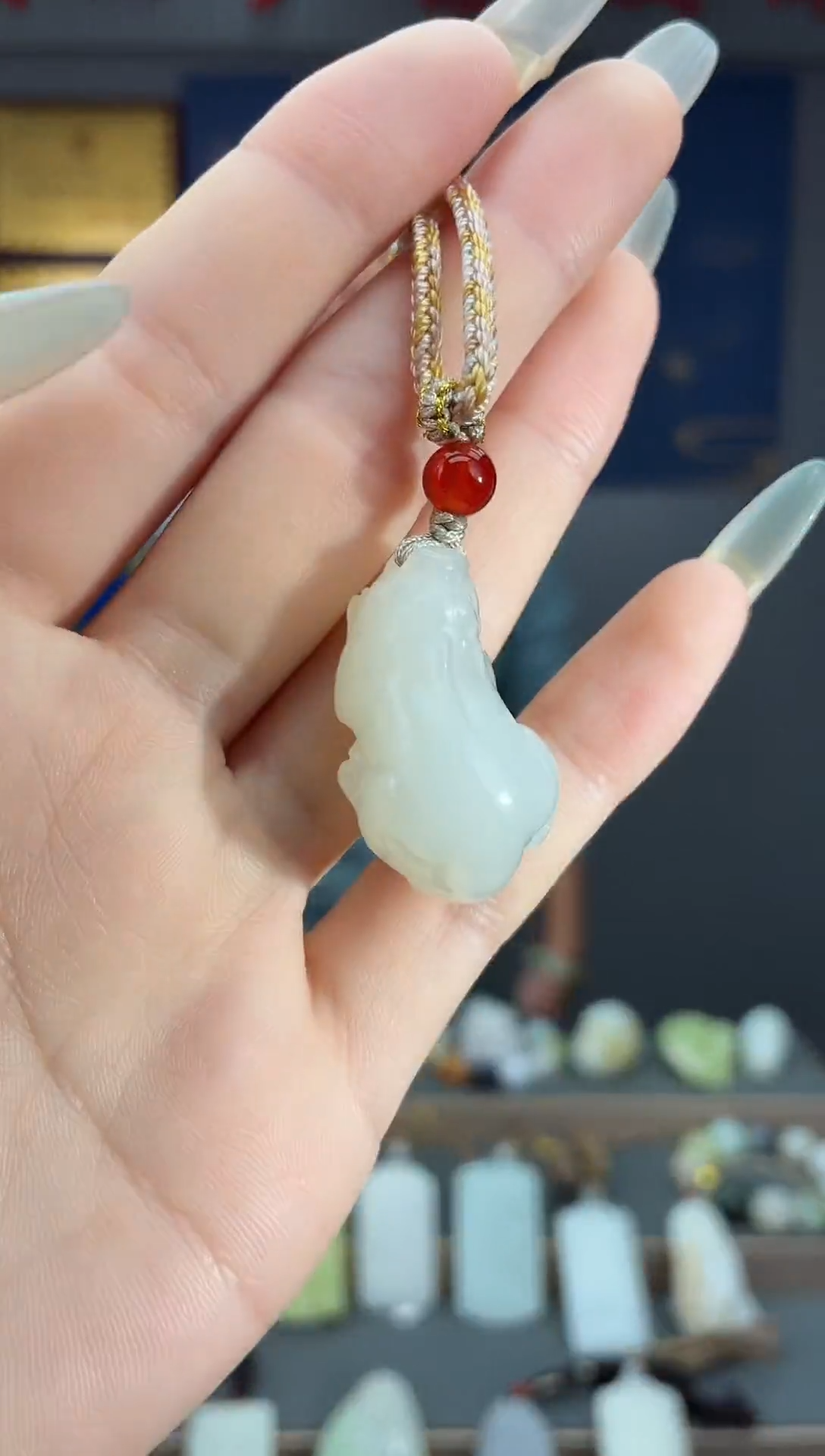 颈饰未镶嵌和田玉1