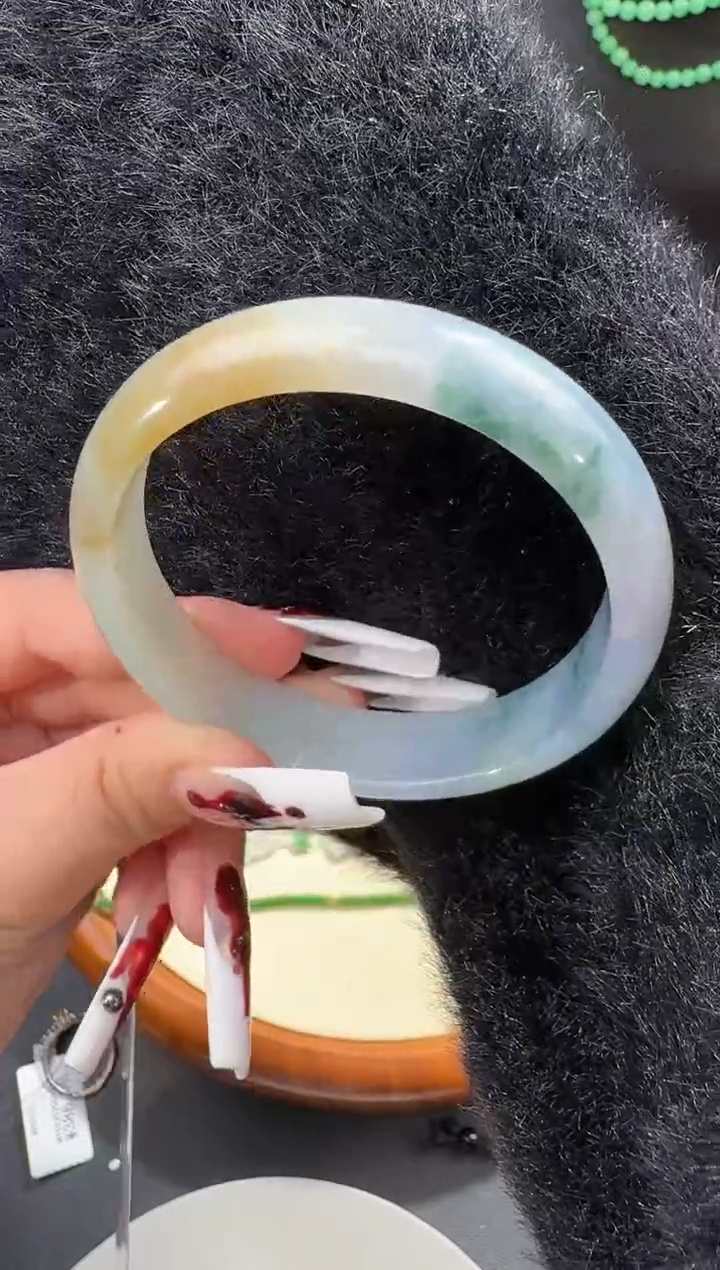 【闪购商品】翡翠手镯未镶嵌手镯