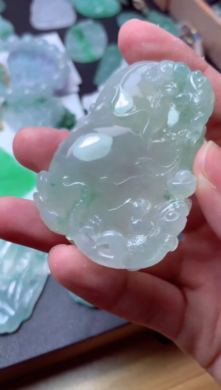 【闪购商品】翡翠颈饰未镶嵌天然翡翠