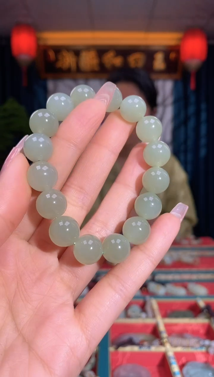 【闪购商品】和田玉颈饰未镶嵌手串