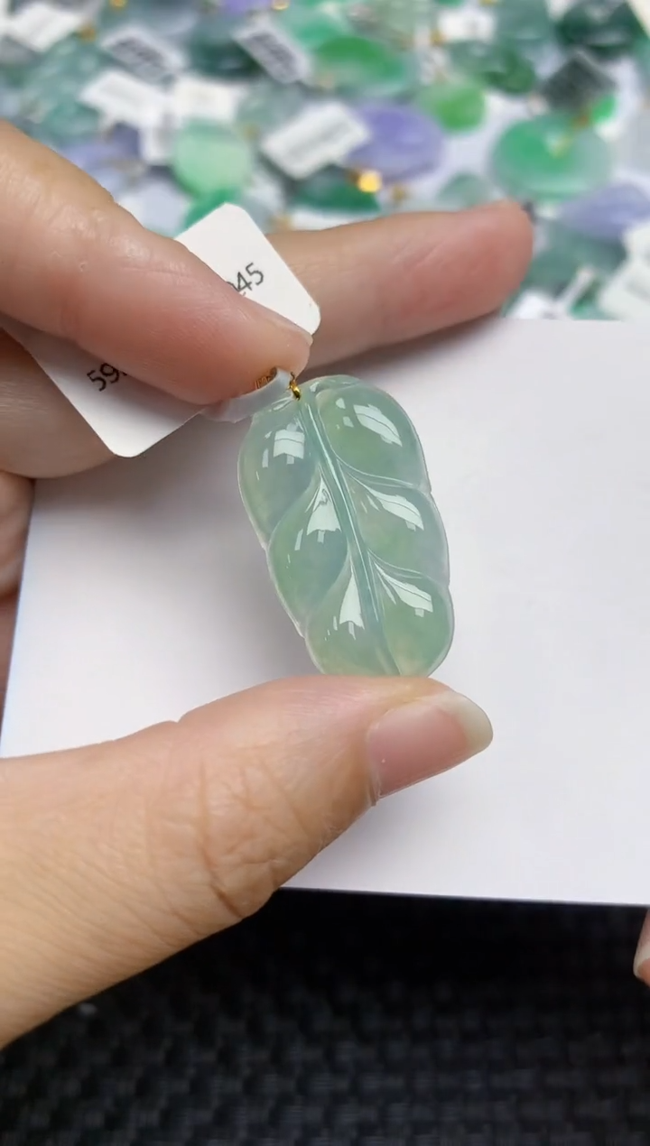 翡翠18K金镶嵌颈饰天然缅甸A货翡翠百元以上9元证书费自理