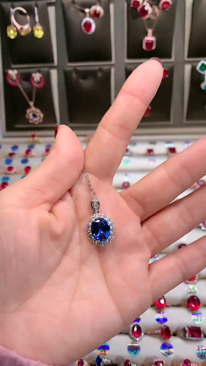 【闪购商品】蓝宝石吊坠(赠链)银S925镶嵌911
