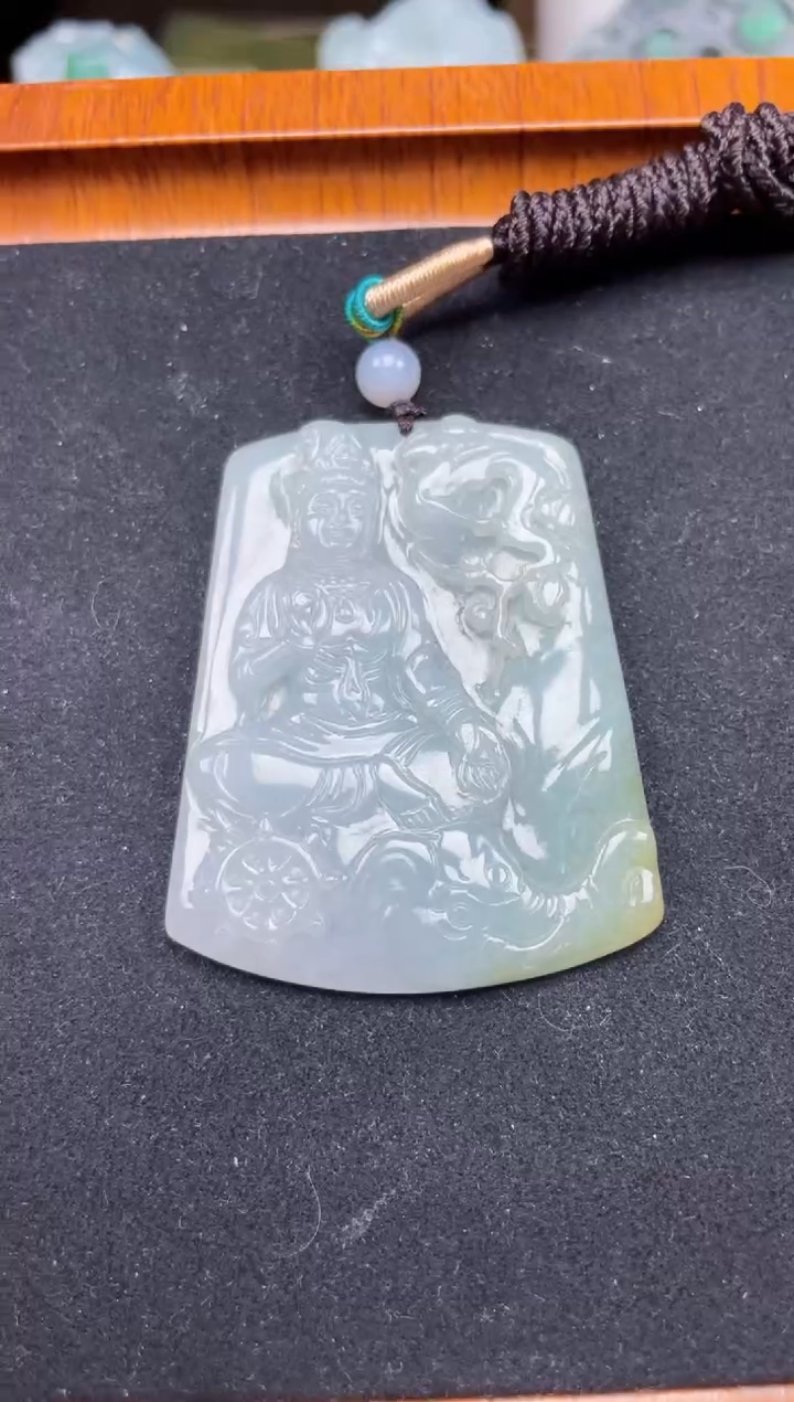 【闪购商品】翡翠挂件未镶嵌菩萨