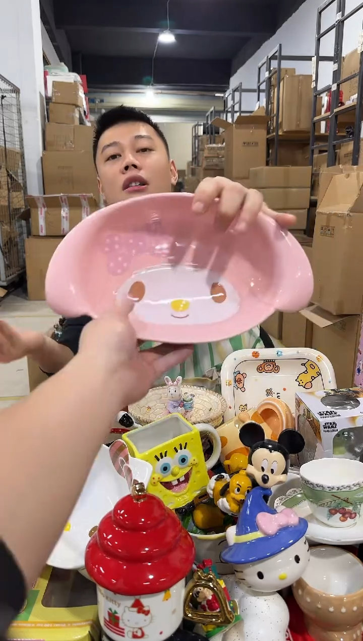 瓷片B款大号美乐蒂深碗
