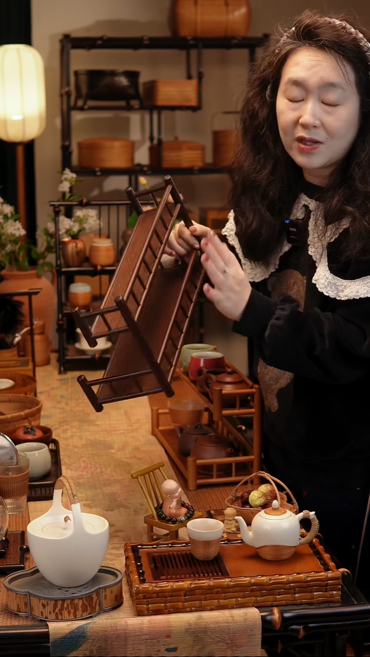 云梯 杯架（二层）黑板