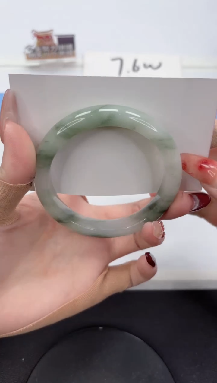 【闪购商品】石英质玉手镯未镶嵌A432-58.6