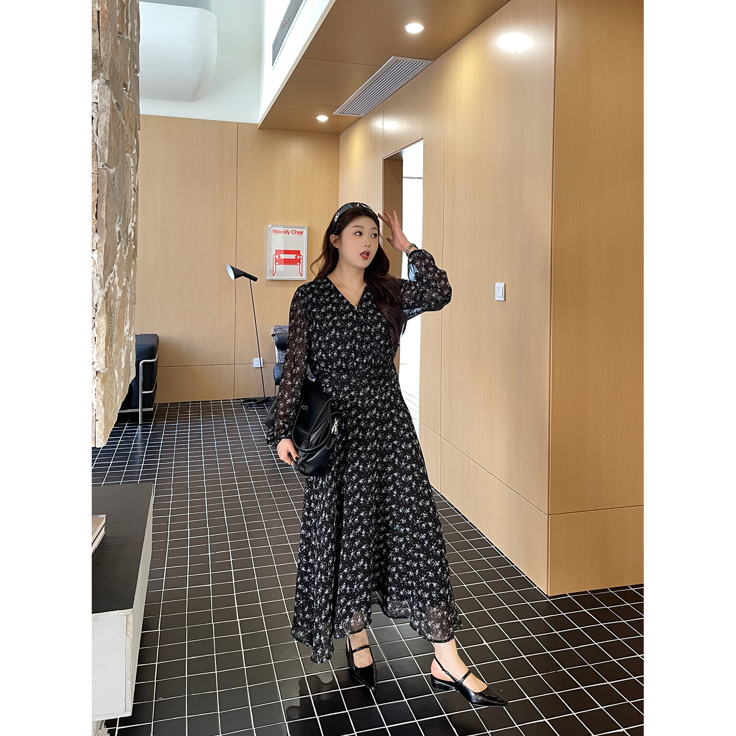 QC裂渡【秋风知我意】微胖大码女秋气质百搭褶皱连衣裙ZY508F25