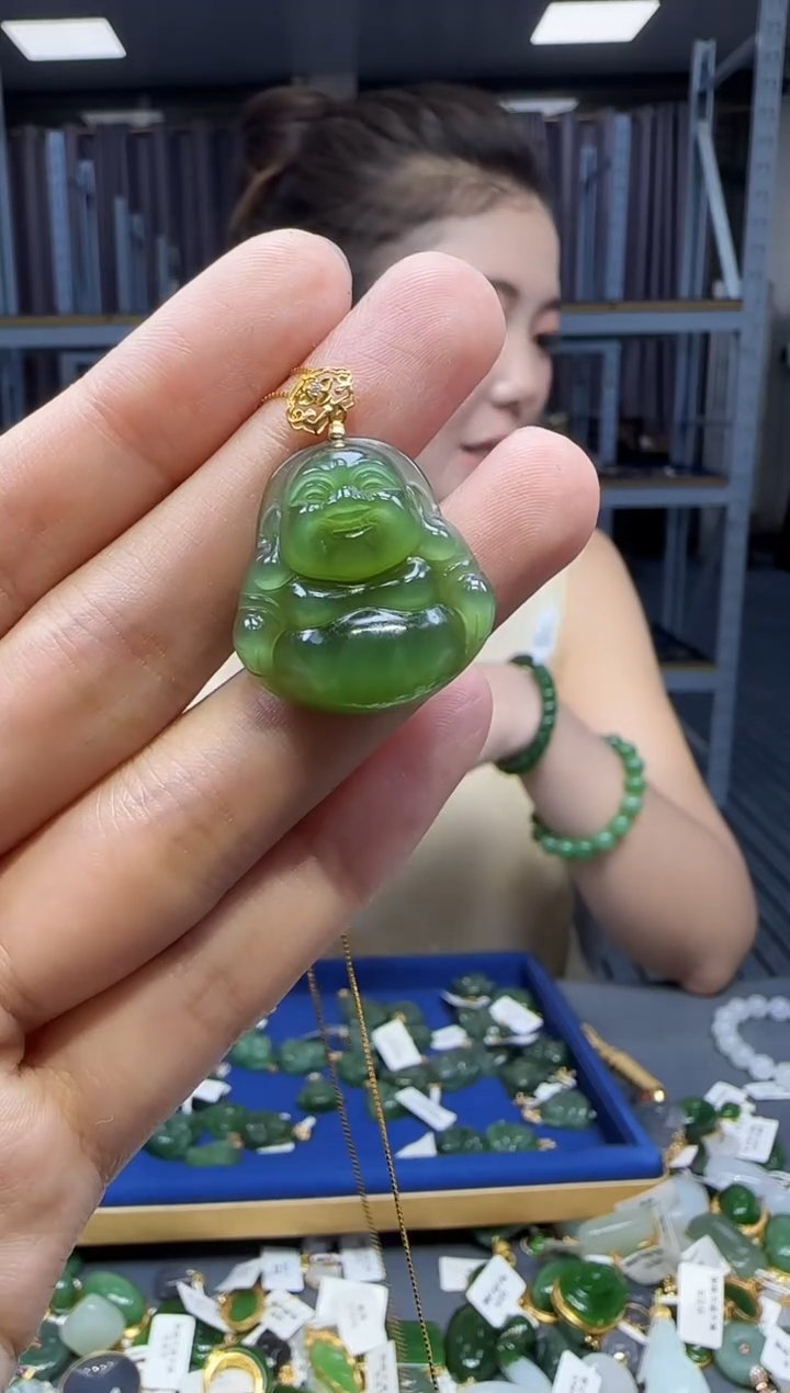 和田玉18K金镶嵌挂件 不含链