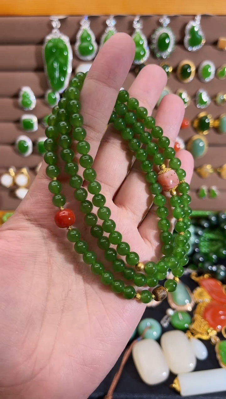 和田玉18K金镶嵌颈饰碧玉项链