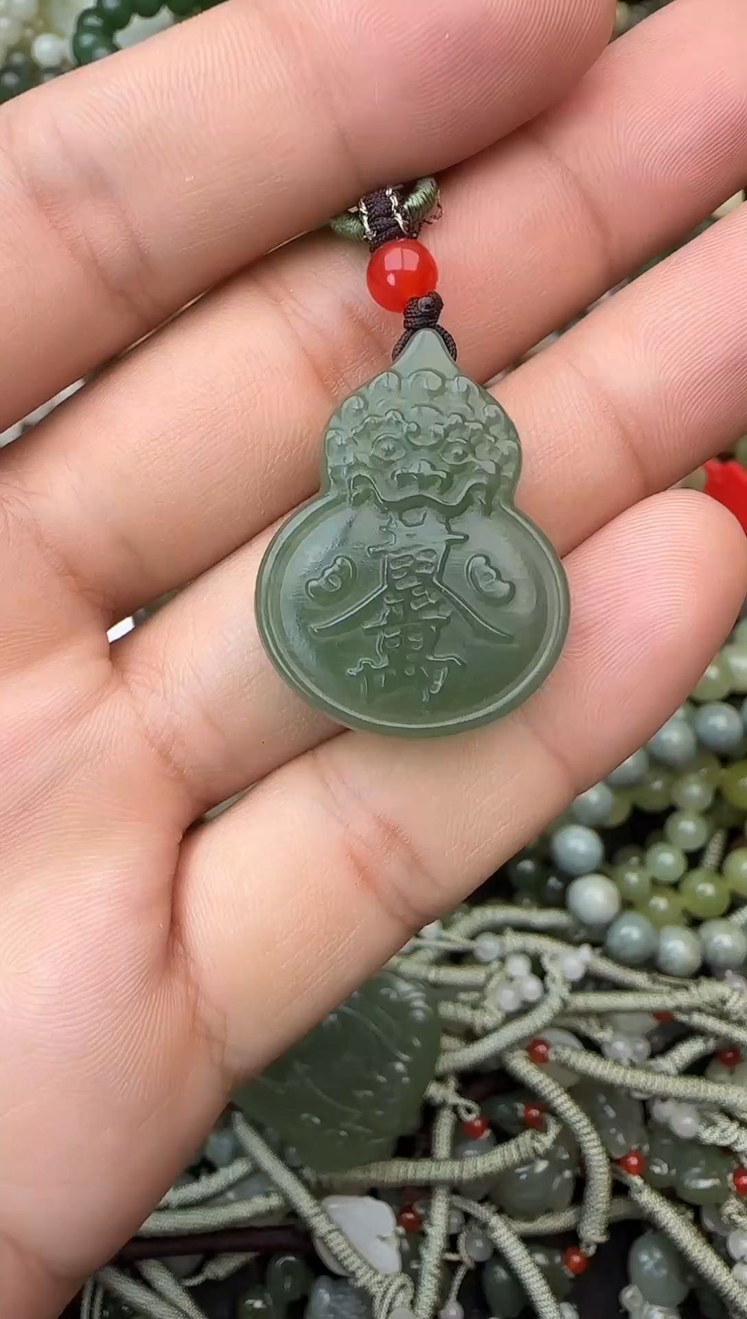 颈饰未镶嵌和田玉拍一发一