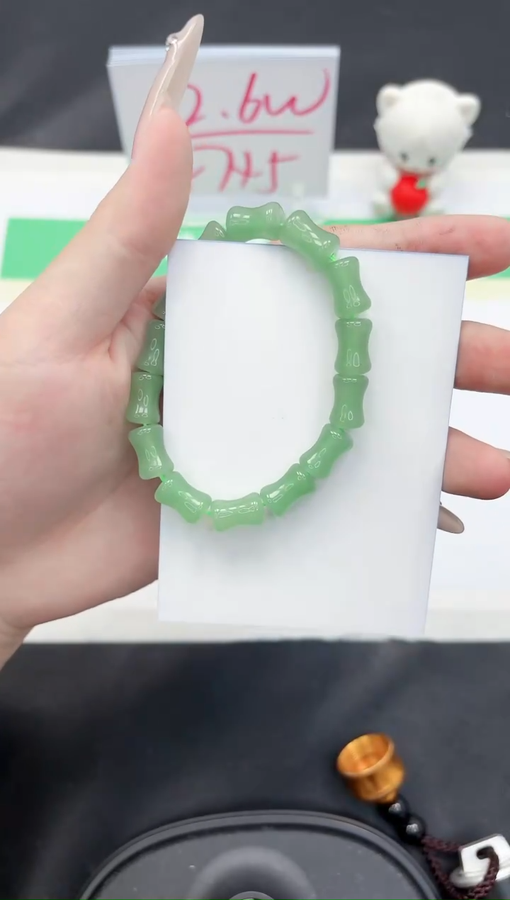 【闪购商品】石英质玉手镯未镶嵌0000