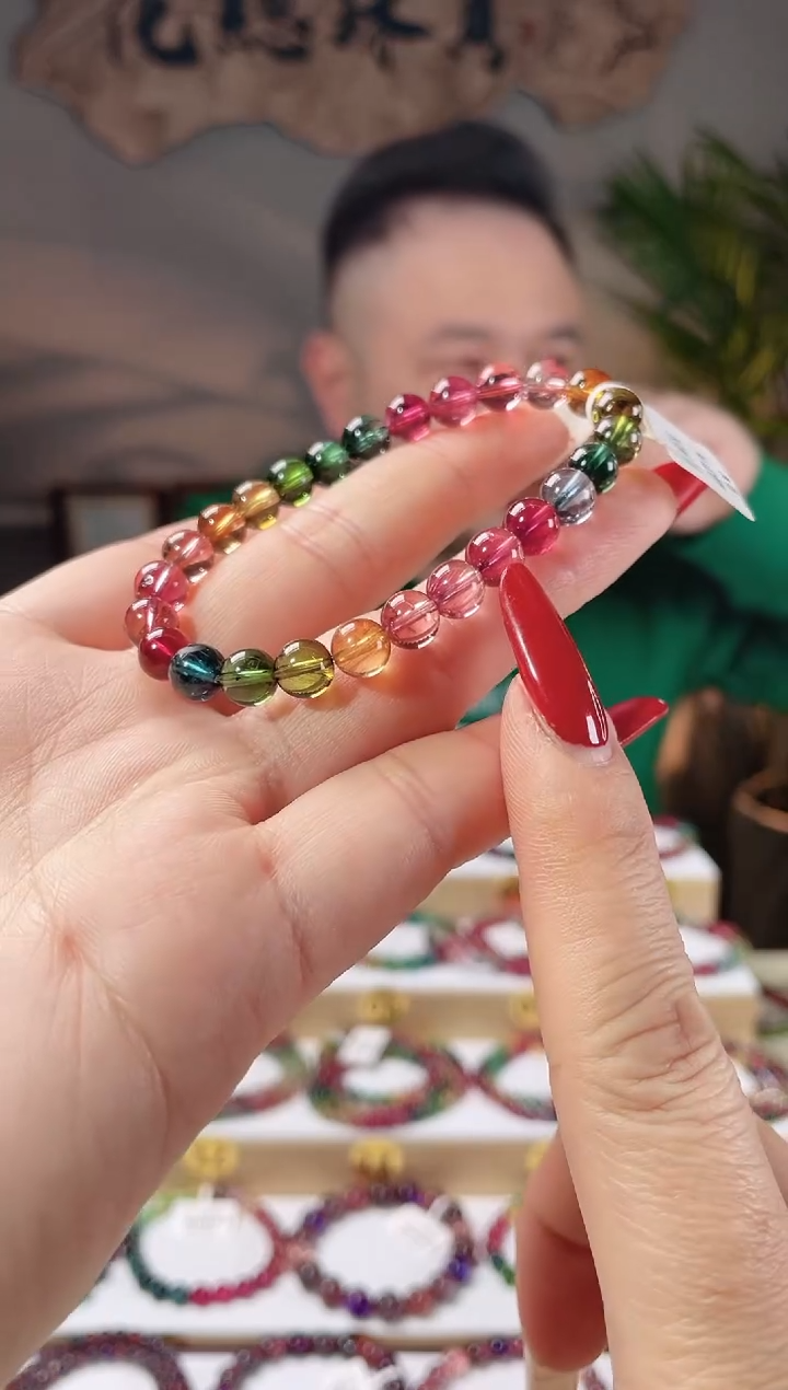 【闪购商品】碧玺手链未镶嵌单圈手链7+