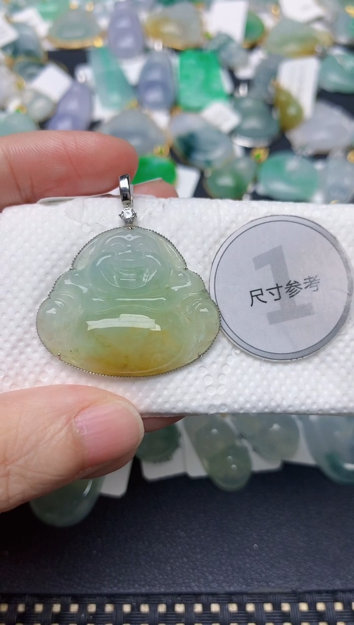 颈饰18K金镶嵌翡翠天然缅甸A货翡翠