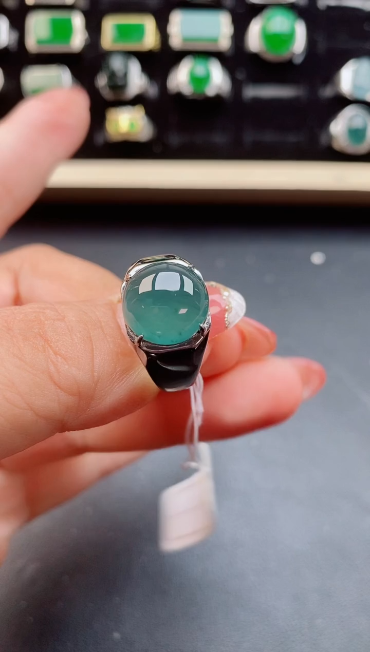 【闪购商品】翡翠戒指银S925镶嵌05050