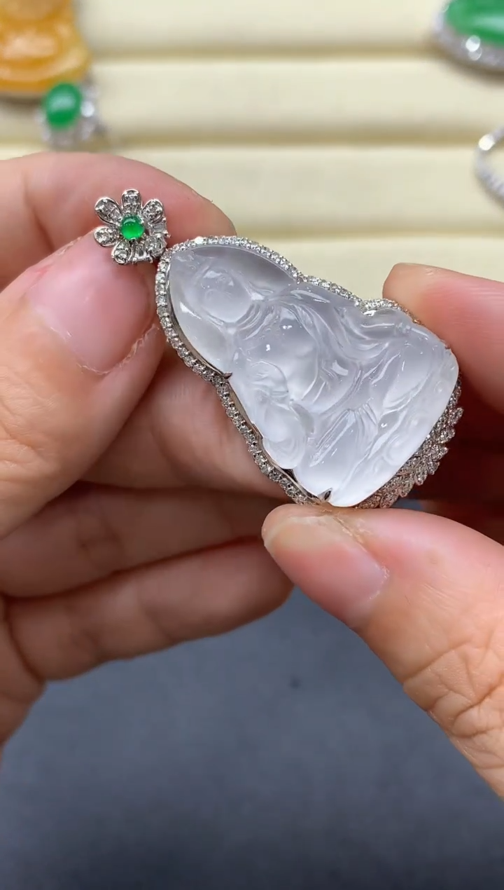 【闪购商品】翡翠颈饰18K金镶嵌-中国好珍宝666