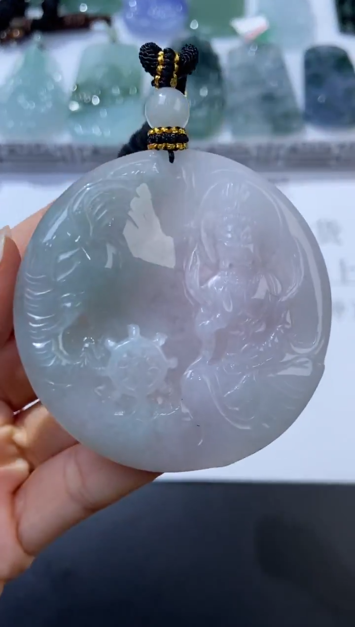 颈饰18K金镶嵌翡翠376872  多人