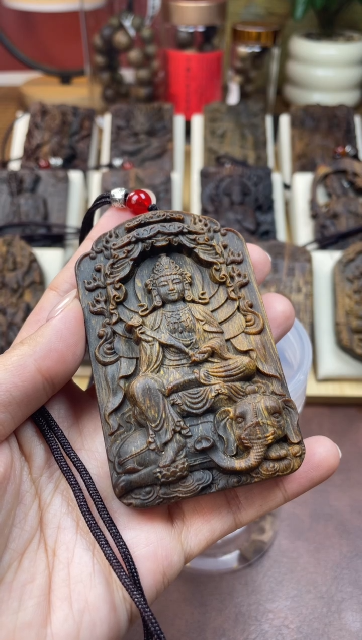 木木雕款芽庄 十二生肖守护  普贤菩萨 8cm送养香瓶
