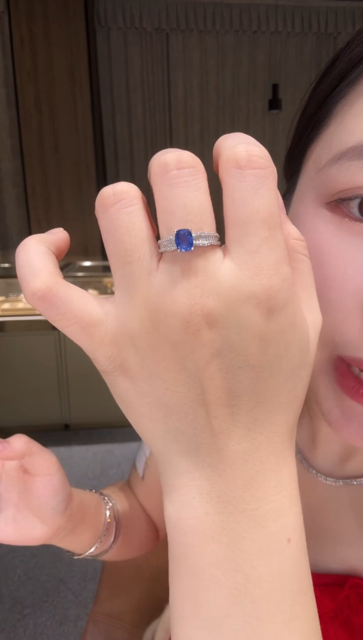 戒指蓝宝石铂Pt950镶嵌1.18ct