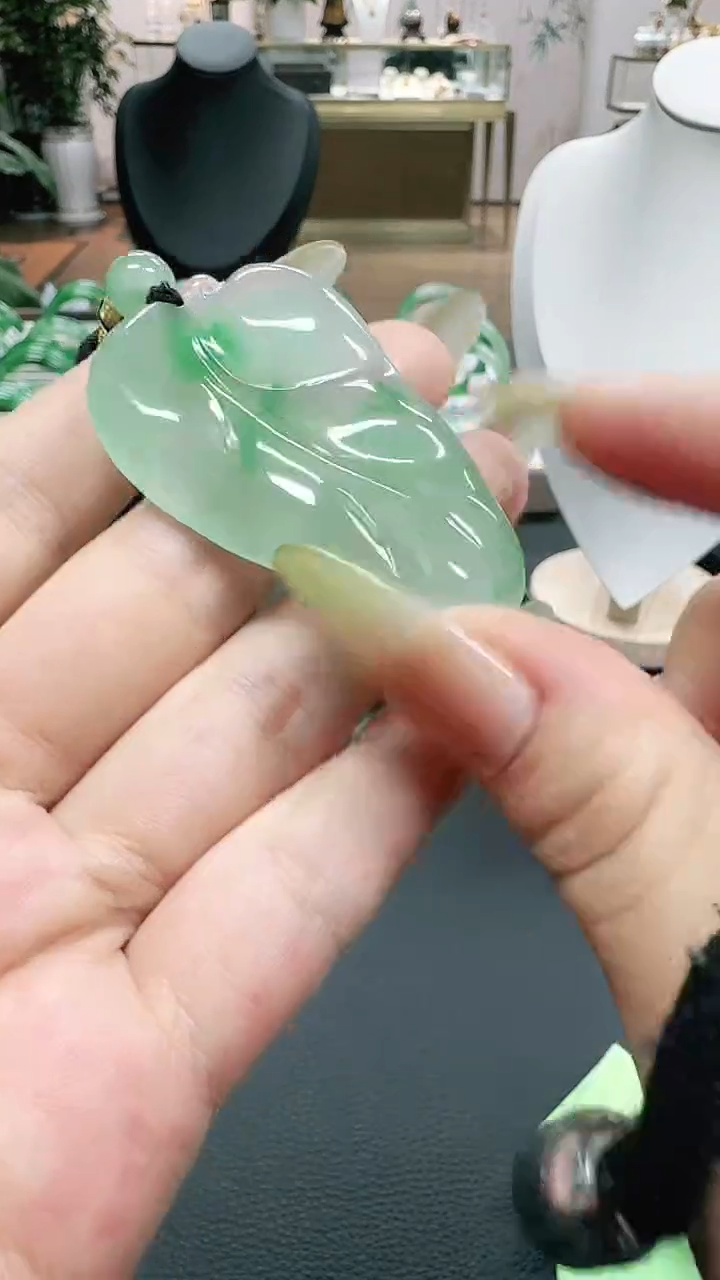 未镶嵌1石英质玉（非洲翠）/9068