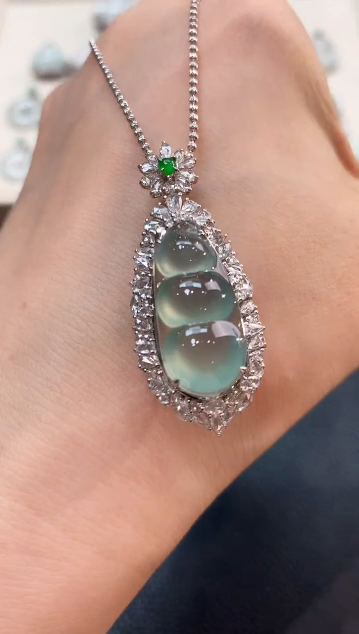 翡翠18K金镶嵌吊坠(不含链)b72母亲节礼物