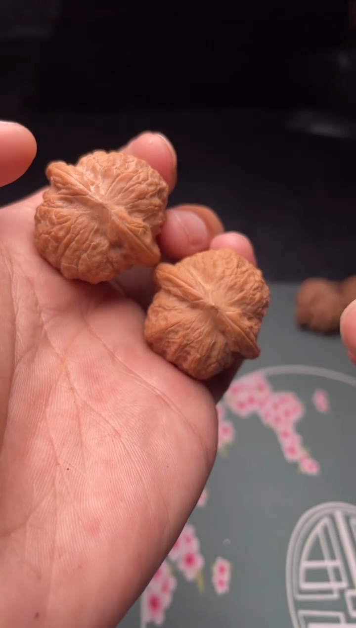 核桃a 342  血麒麟 34尺