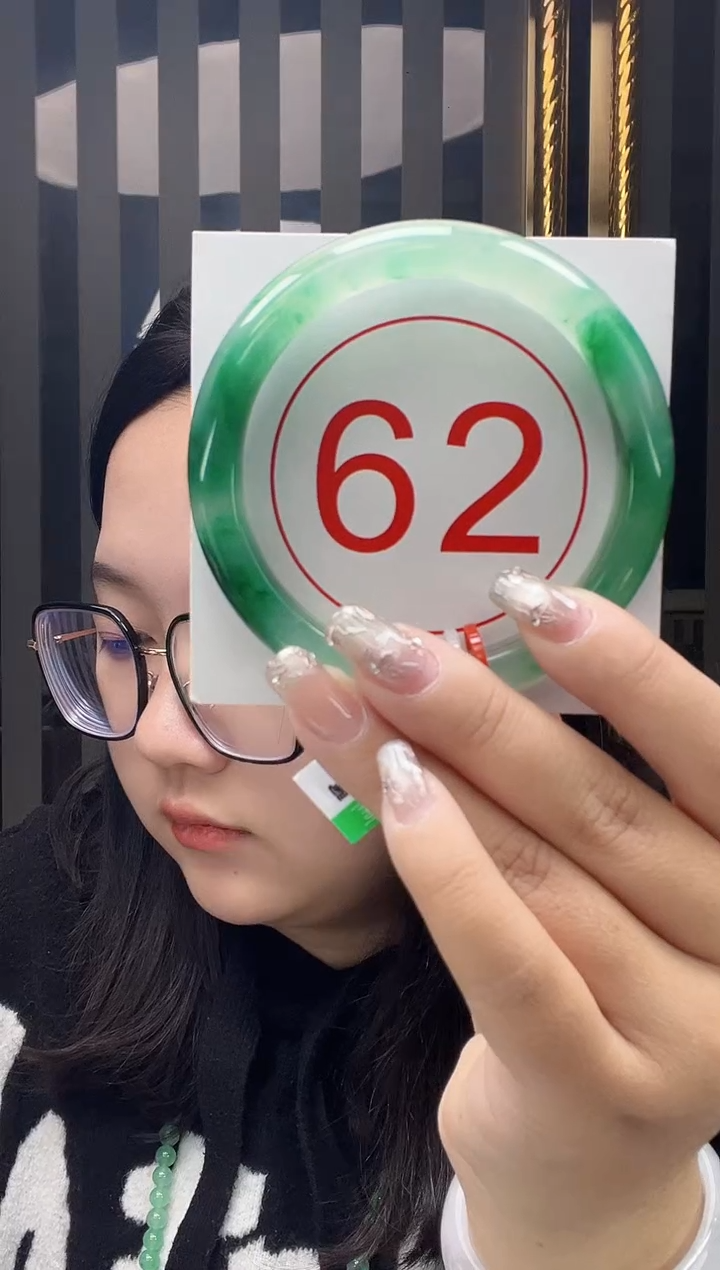 未镶嵌手镯石英质玉12