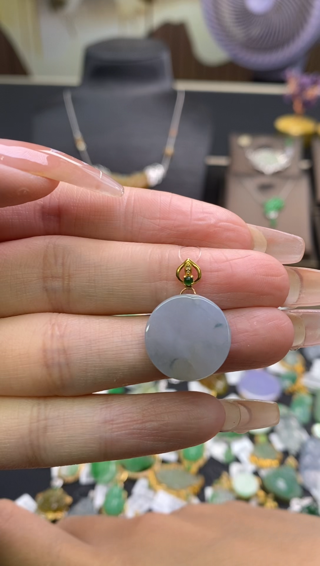 【闪购商品】翡翠颈饰18K金镶嵌净货18502